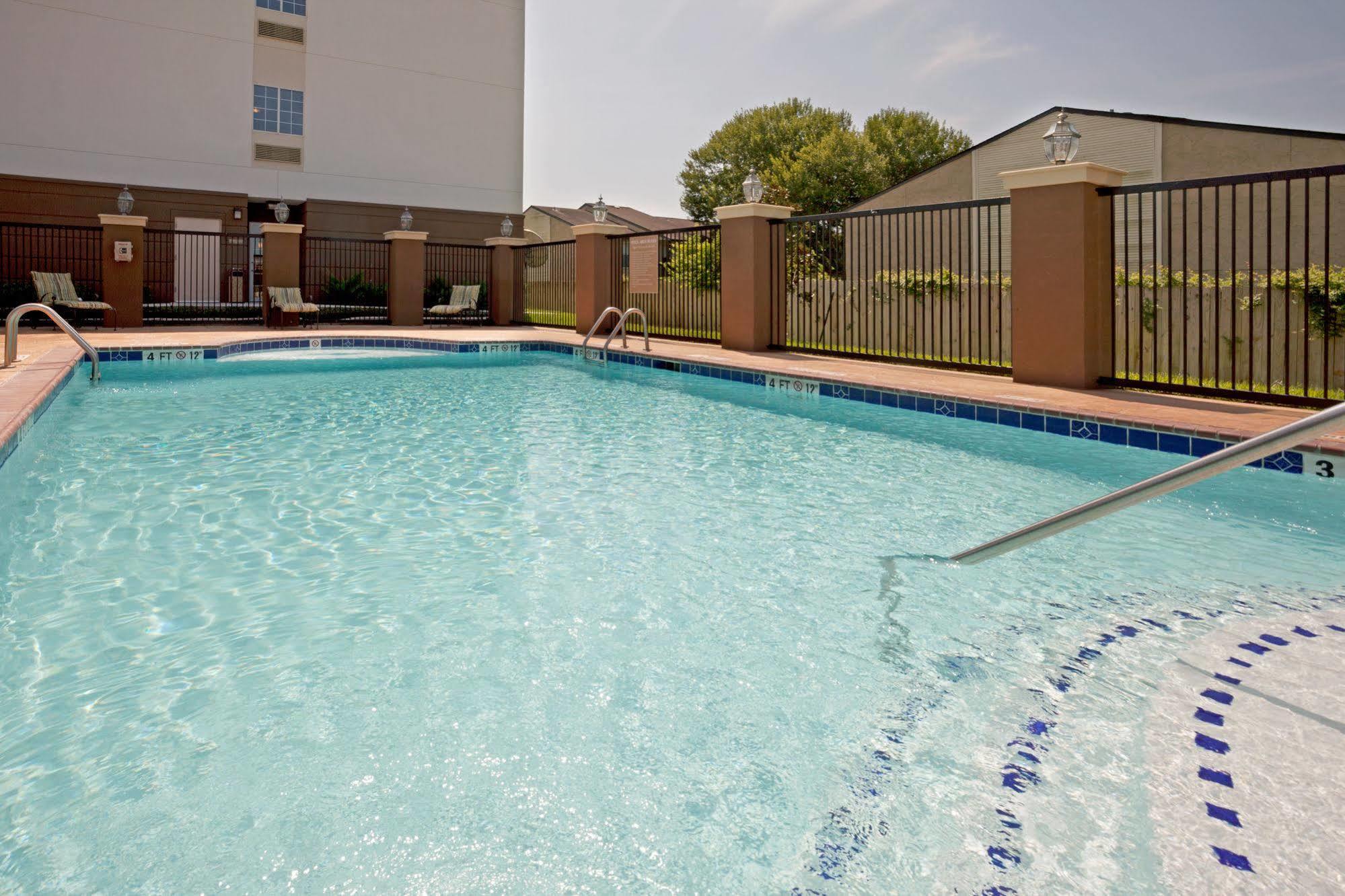 Candlewood Victoria By Ihg Fasilitas foto